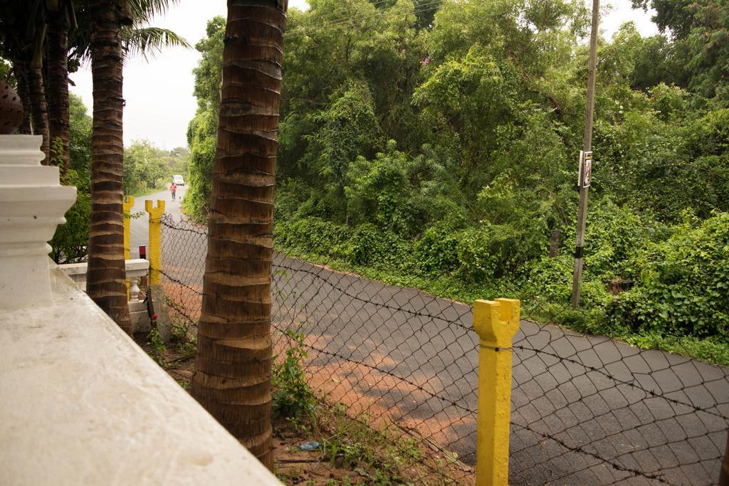 Eden Of Zen Hotel Auroville Exterior foto